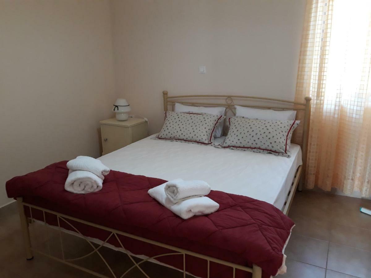 Maria Guesthouse Kini Dış mekan fotoğraf