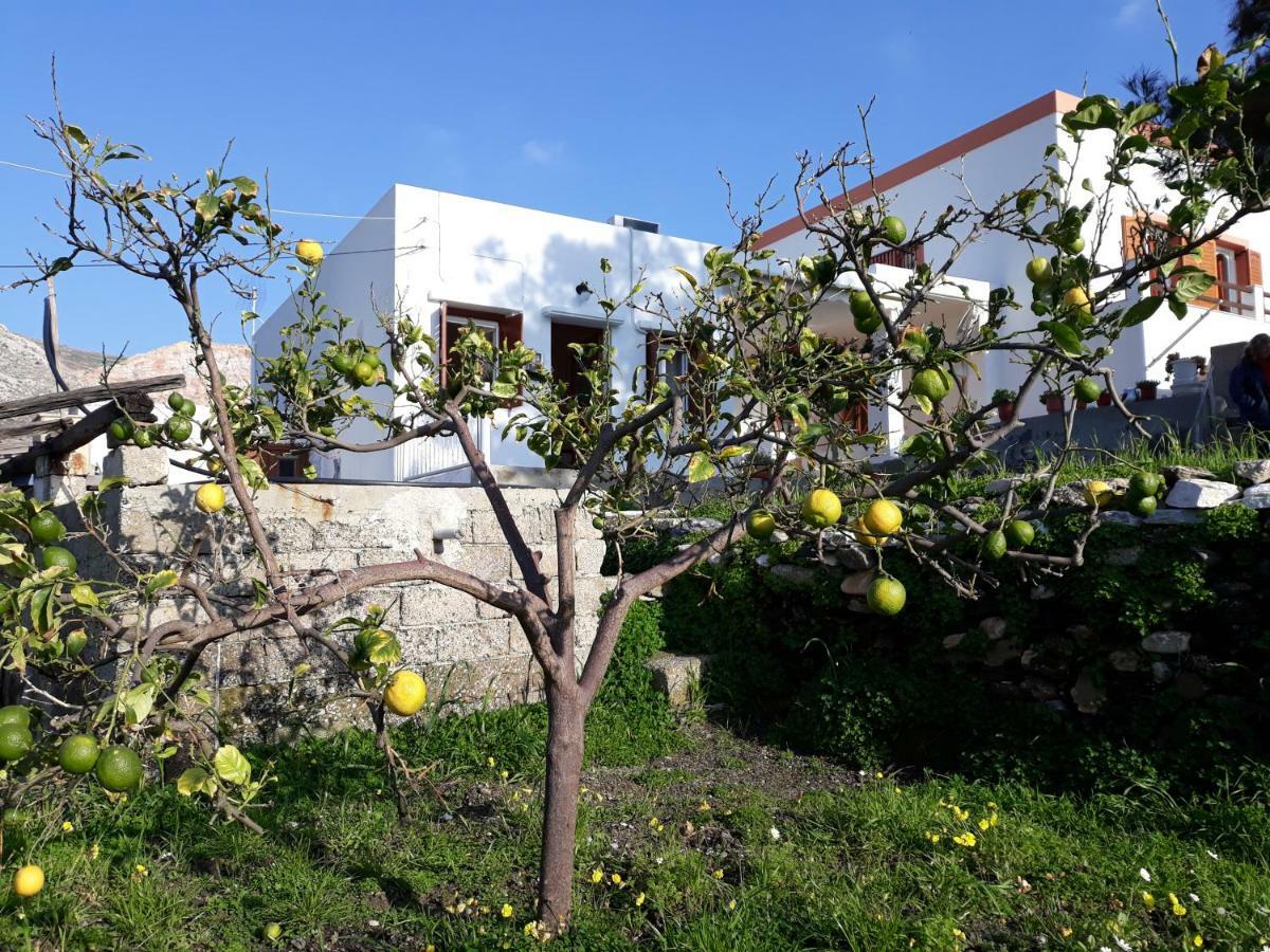 Maria Guesthouse Kini Dış mekan fotoğraf